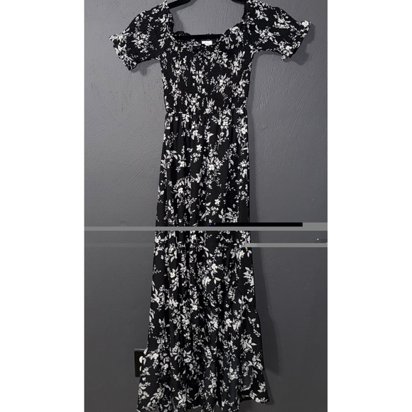 Blue Rain Dresses & Skirts - Blue Rain Maxi Dress Womens XS Boho Off Shoulder Smocked Black White Festival